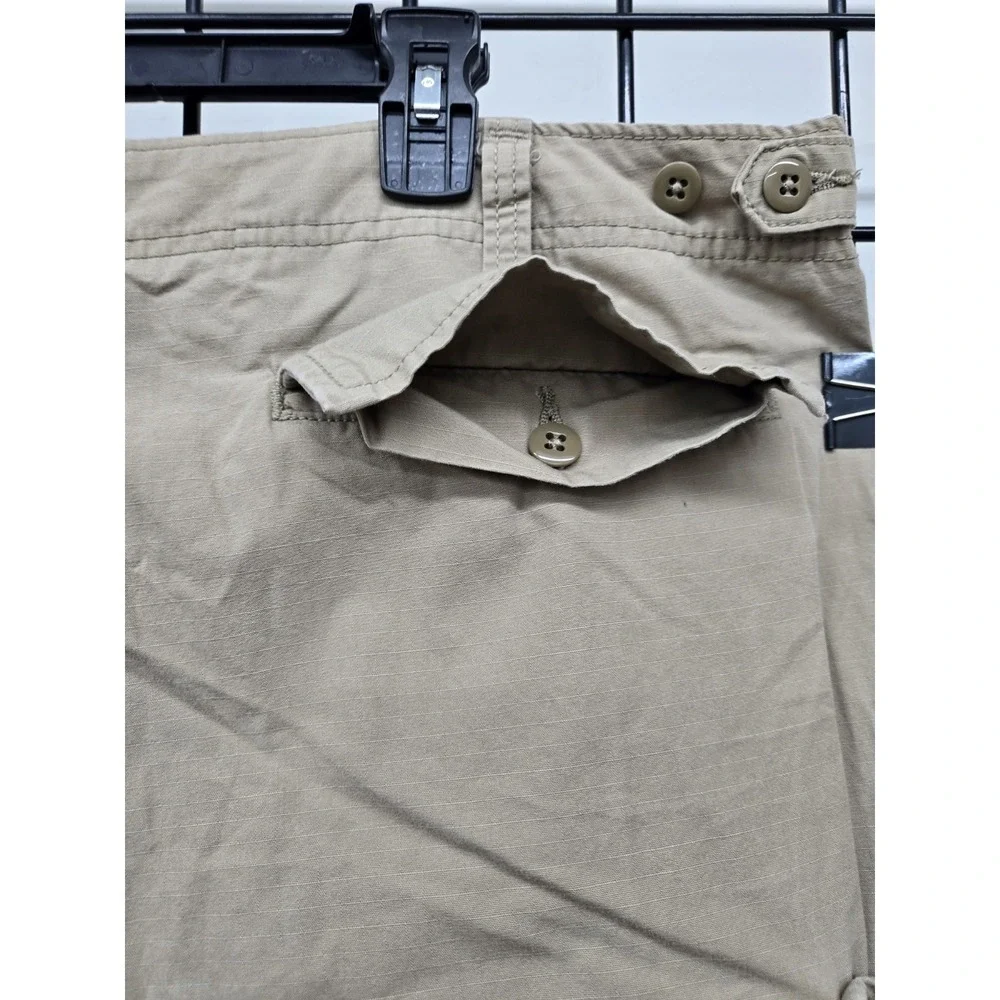Levis Men's Khaki Cargo Shorts W/Double Side Pockets,‎ Bottom Strings, Size 38